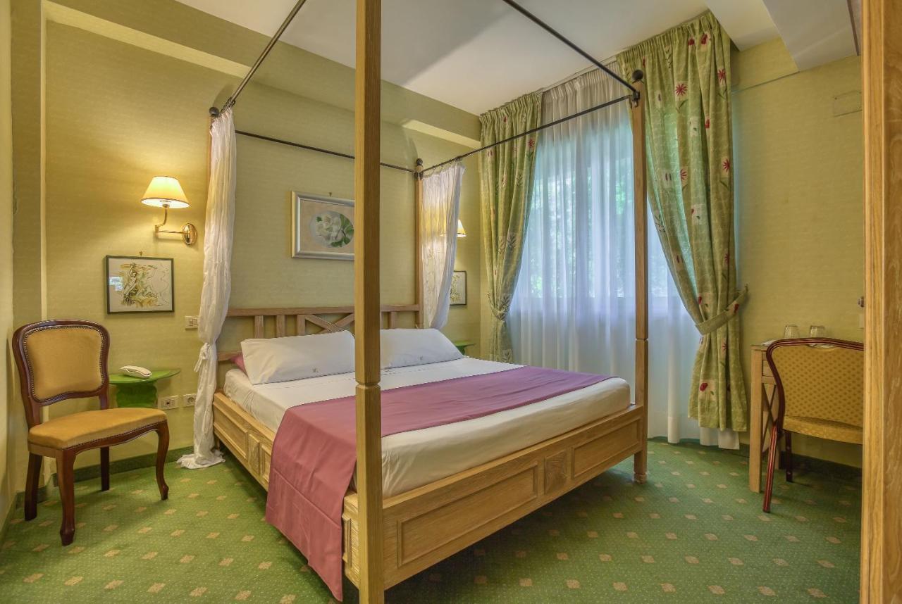 Des Reves Hotel 4*
