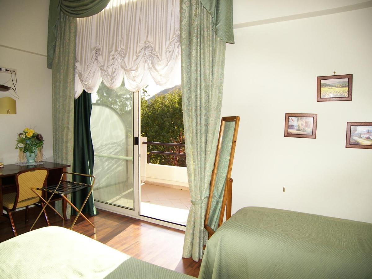 Hotel Des Reves SantʼElia Fiumerapido
